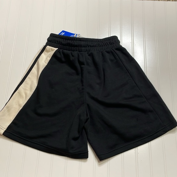 Adidas original tube top and shorts set NWT size small - Picture 5 of 8